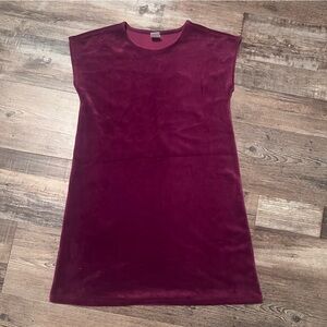 Tea Velvet Sleeveless Dress
